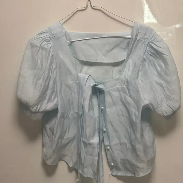 [BUNJANG] Sky Blue Linen Blouse / 하늘색 린넨 블라우스 셔링 리본