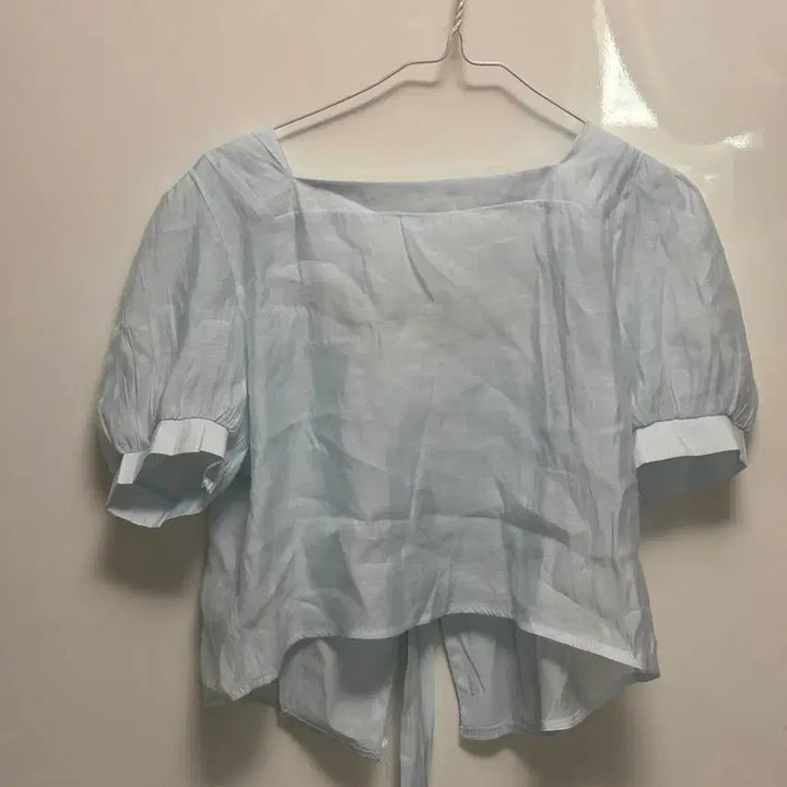 [BUNJANG] Sky Blue Linen Blouse / 하늘색 린넨 블라우스 셔링 리본