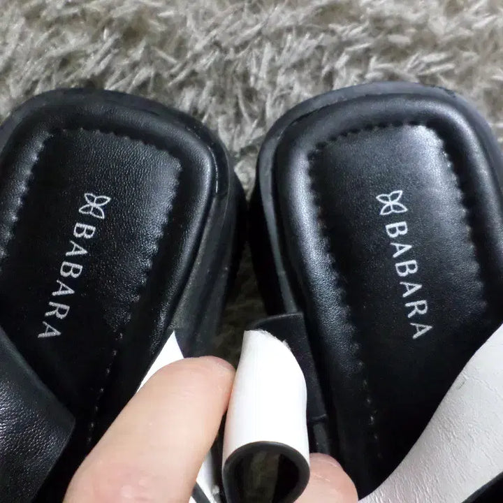 [BUNJANG] Barbara Gladiator Fisherman Sandals White (Used) / 후루룩구제 235 바바라 글래디에이터 피셔맨 샌들 화이트 중고 신발