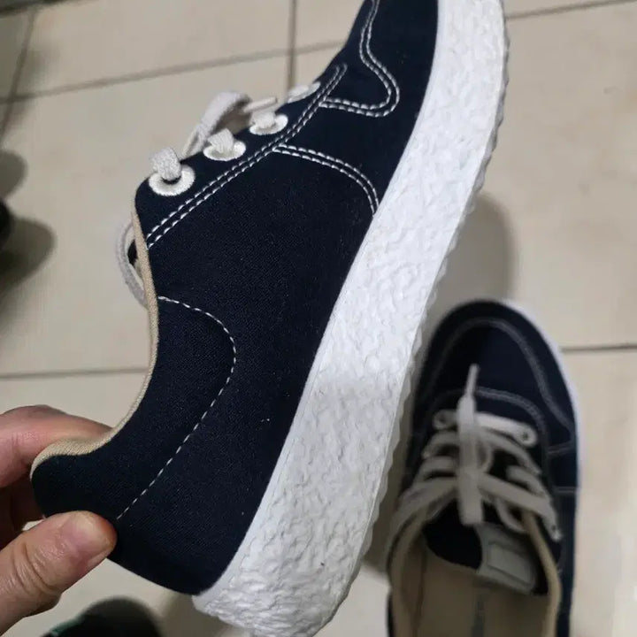 [BUNJANG] Le Mouton Navy Sneakers 225 / 르무통 Le Mouton 네이비 스니커즈 225
