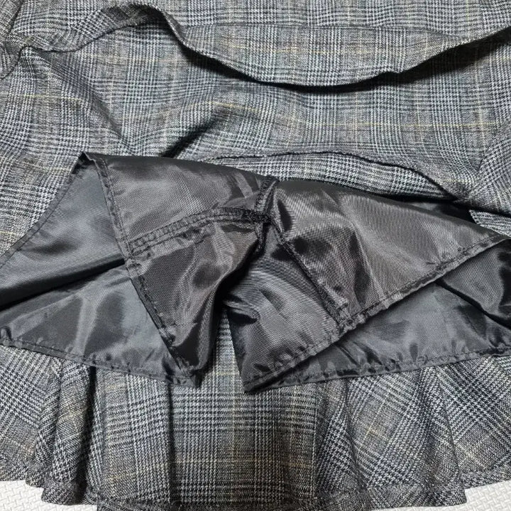 [BUNJANG] Top Girl Checkered Frill Mini Skirt / 탑걸 체크 프릴 미니스커트
