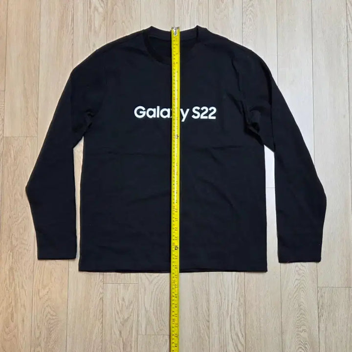 [BUNJANG] Samsung Galaxy S22 Long Sleeve T-shirt (S Size) / 미사용 갤럭시 S22 긴팔티 S사이즈 (90정도) (줄자사진 참고하시길요