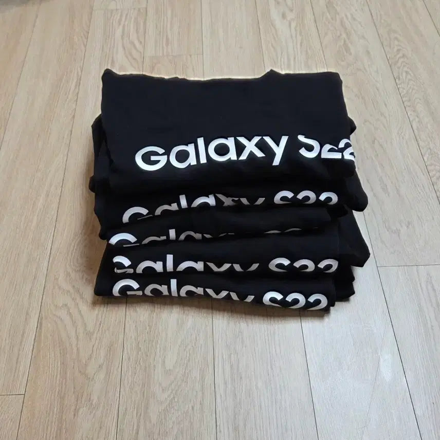 [BUNJANG] Samsung Galaxy S22 Long Sleeve T-shirt (S Size) / 미사용 갤럭시 S22 긴팔티 S사이즈 (90정도) (줄자사진 참고하시길요