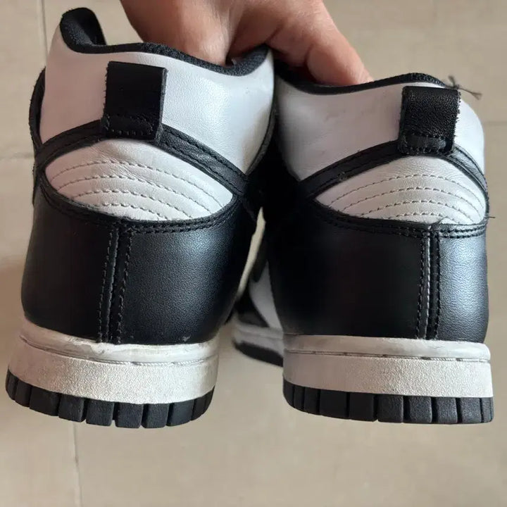 [BUNJANG] Nike Dunk Low Panda US6 Sneakers / 나이키 범고래 us6 /230