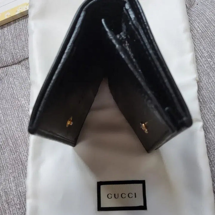 [BUNJANG] Gucci Marmont Bi-fold Wallet Black / 구찌 마몬트 반지갑 블랙 GG로고
