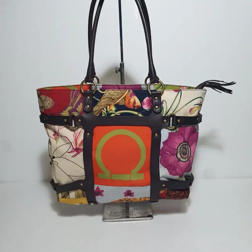 [BUNJANG] Ferragamo Zipper Shoulder Bag / 정품 ㅡ페라가모 ㅡ지퍼형.숄더백 ㅡ택포