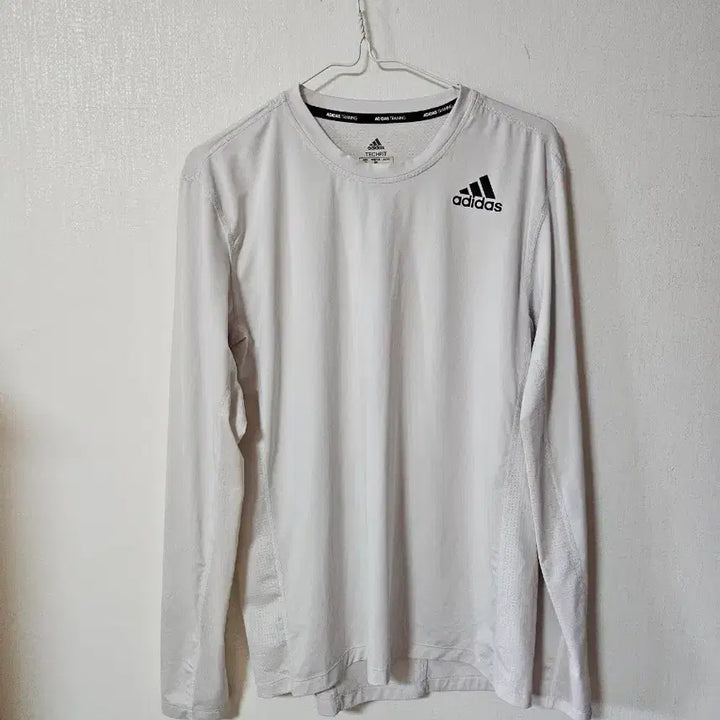 [BUNJANG] Adidas Techfit Long Sleeve White T-shirt / 아디다스 테크핏 긴팔 화이트 L