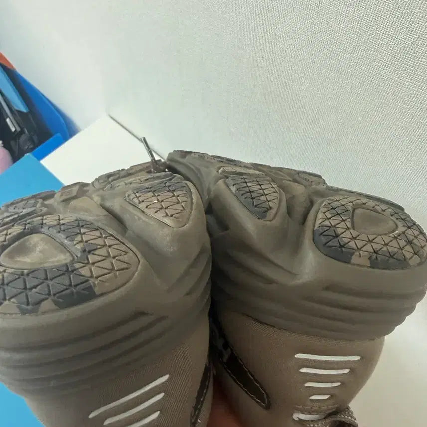 [BUNJANG] Hoka Bondi 8 TS Caged Ember Running Shoes / 호카 본디8 TS 케이지드 엄버 255