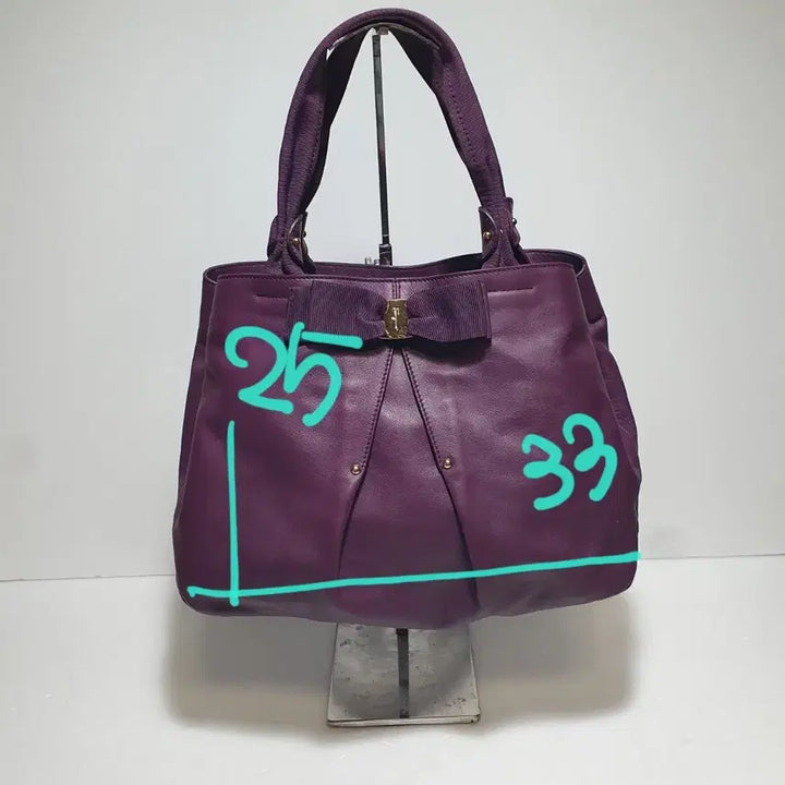 [SOLD OUT] 정품 ㅡ페라가모 ㅡ가죽.리본백 ㅡ택포