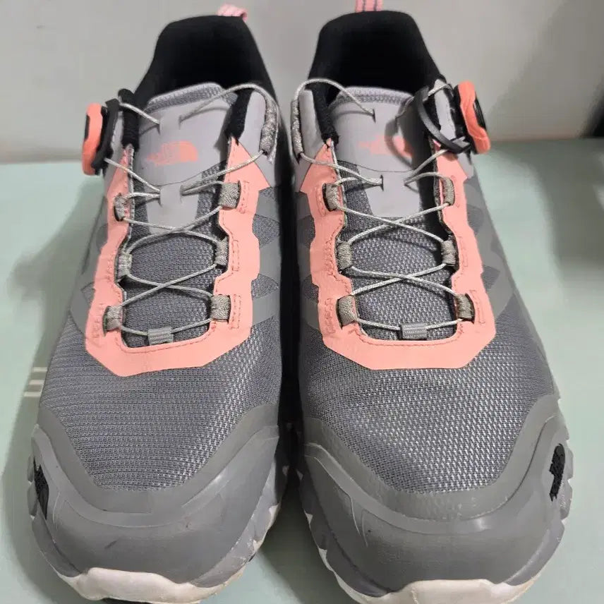 [SOLD OUT] 노스페이스  보아 고어텍스 트레킹화 250