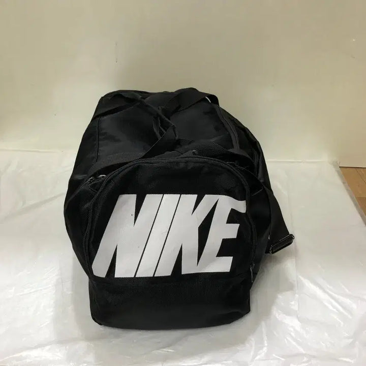 [BUNJANG] Nike Duffel Bag Crossbody / 나이키 더플백 크로스백@9927