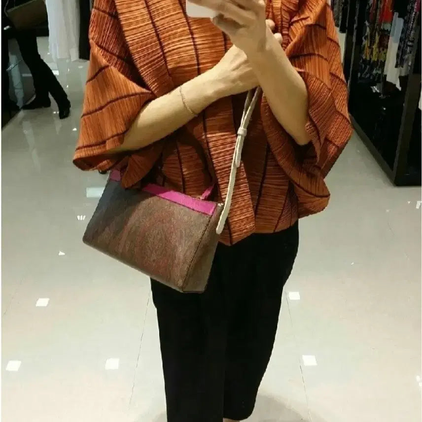 [BUNJANG] Etro Crossbody Bag / 정품 ㅡ에트로 ㅡ크로스백 ㅡ택포