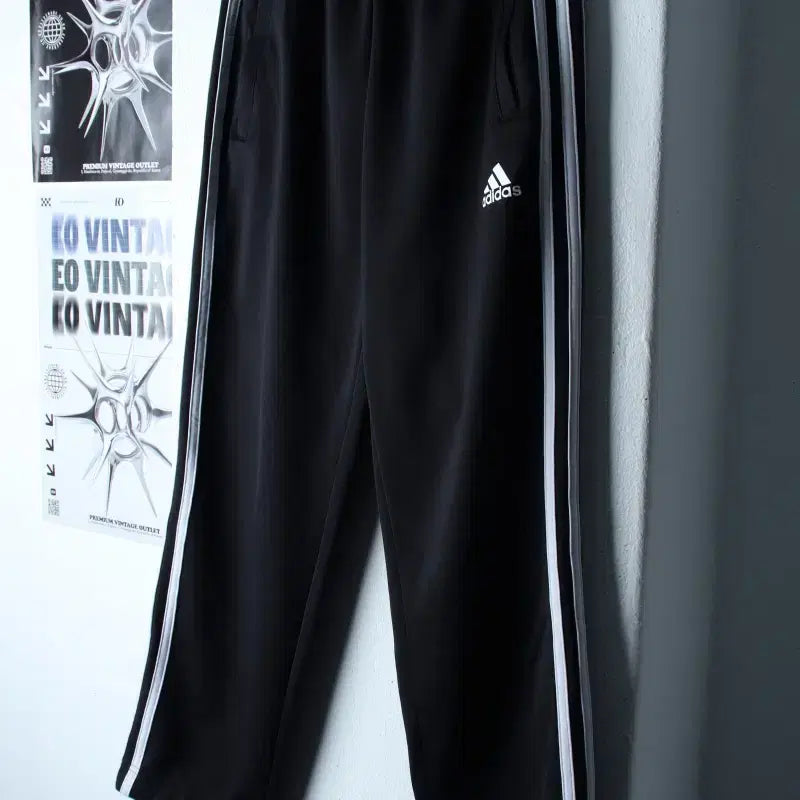 [BUNJANG] Adidas Training Pants Black Three Stripes Old School / (S-M) 아디다스 트레이닝복 바지 블랙 삼선 밴딩 올드스쿨-252A