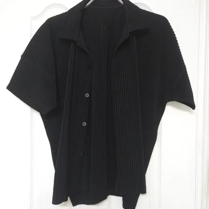[SOLD OUT] Issey Miyake 옴므 플리세 반팔 셔츠 2사이즈 블랙