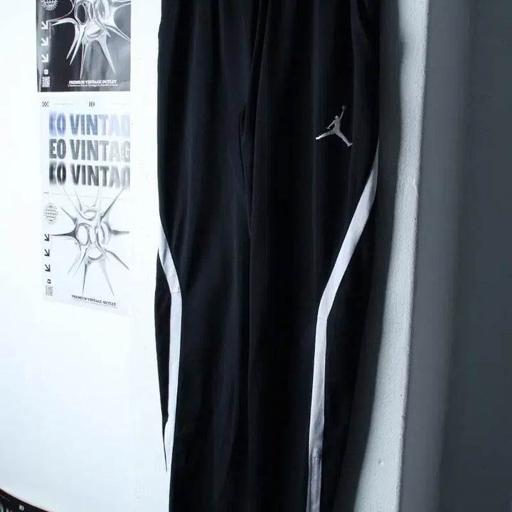 [BUNJANG] Jordan Training Pants Basketball Functional Black Old School / (S-M) 조던 트레이닝복 바지 농구 기능성 블랙 올드스쿨-252C