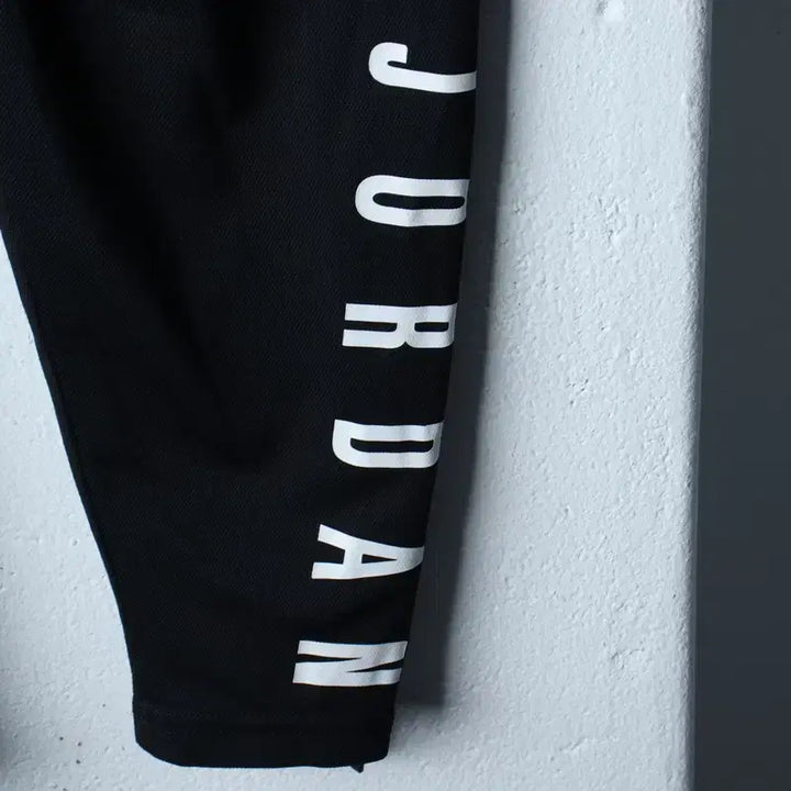 [BUNJANG] Jordan Training Pants Basketball Functional Black Old School / (S-M) 조던 트레이닝복 바지 농구 기능성 블랙 올드스쿨-252C