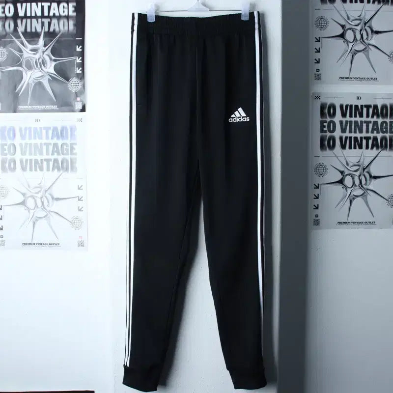 [BUNJANG] Adidas Training Pants Black Three Stripes Old School / (M-L) 아디다스 트레이닝복 바지 새상품 블랙 삼선 올드스쿨-252E