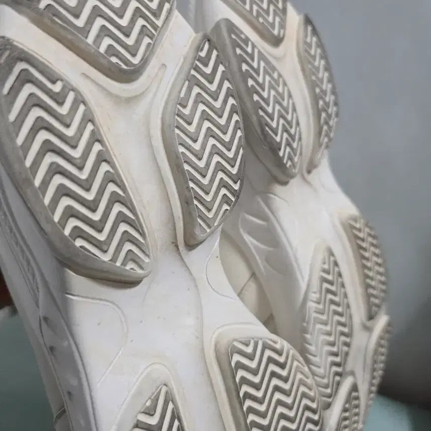 [BUNJANG] Tandy Leather Sneakers 245 / 탠디 소가죽스니커즈 245