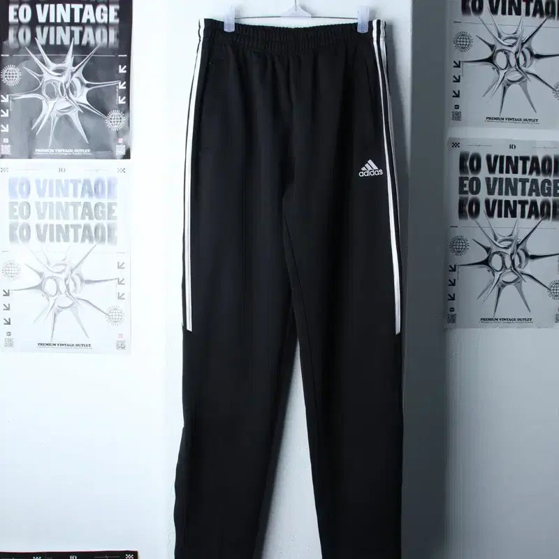 [BUNJANG] Adidas Training Pants Black Three Stripes / (L-XL) 아디다스 트레이닝복 바지 마샬아츠 블랙 삼선-252F