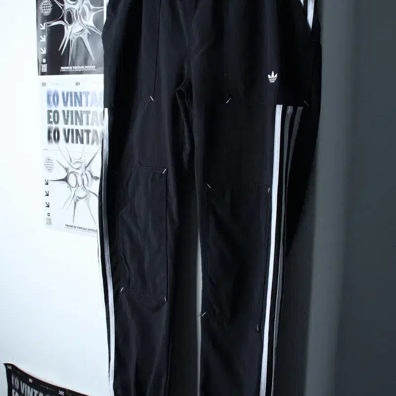 [BUNJANG] Adidas Training Pants Black - 2530 / (L-XL) 아디다스 트레이닝복 바지 오리지널 밴딩 블랙-2530