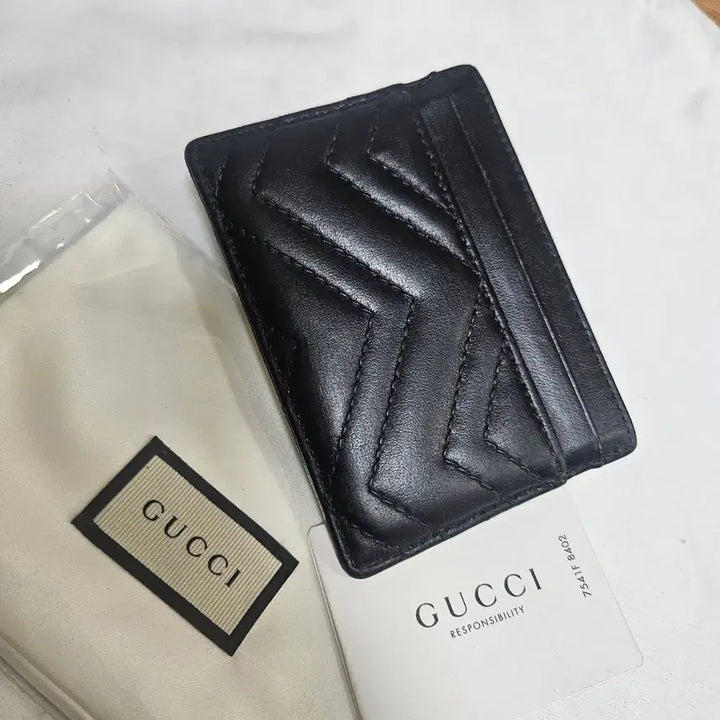 [BUNJANG] Gucci Marmont Card Wallet Black 443127 / 구찌 마몬트 카드지갑 블랙 모델 443127 정품