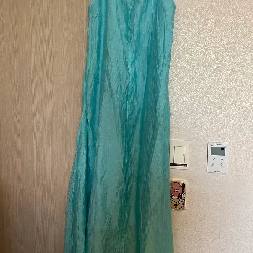 [BUNJANG] Pastel Blue Mint Halter Neck Long Dress / 택달린 새상품) 청량한 파스텔 블루 민트 홀터넥 롱 원피스
