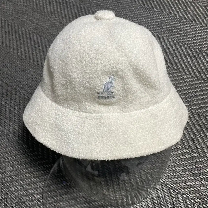 [BUNJANG] Kangol Archive Bermuda Bucket Hat / 캉골 아카이브 버뮤다 버킷햇o 5246