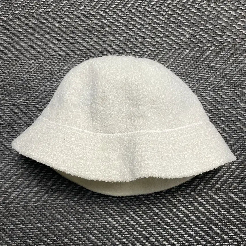 [BUNJANG] Kangol Archive Bermuda Bucket Hat / 캉골 아카이브 버뮤다 버킷햇o 5246