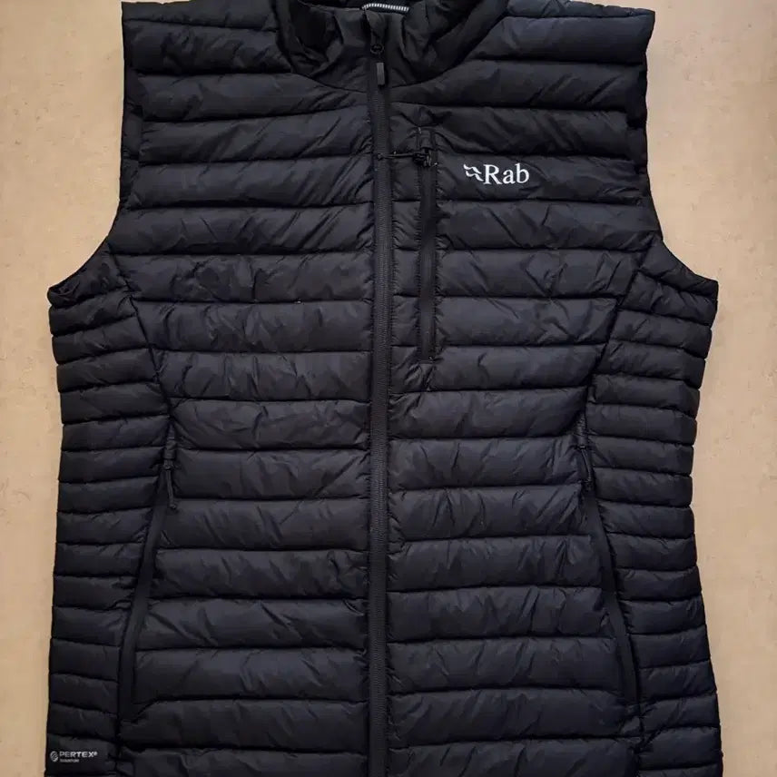 [SOLD OUT] 랩 마이크로라이트 다운 베스트 블랙 경량 패딩 조끼