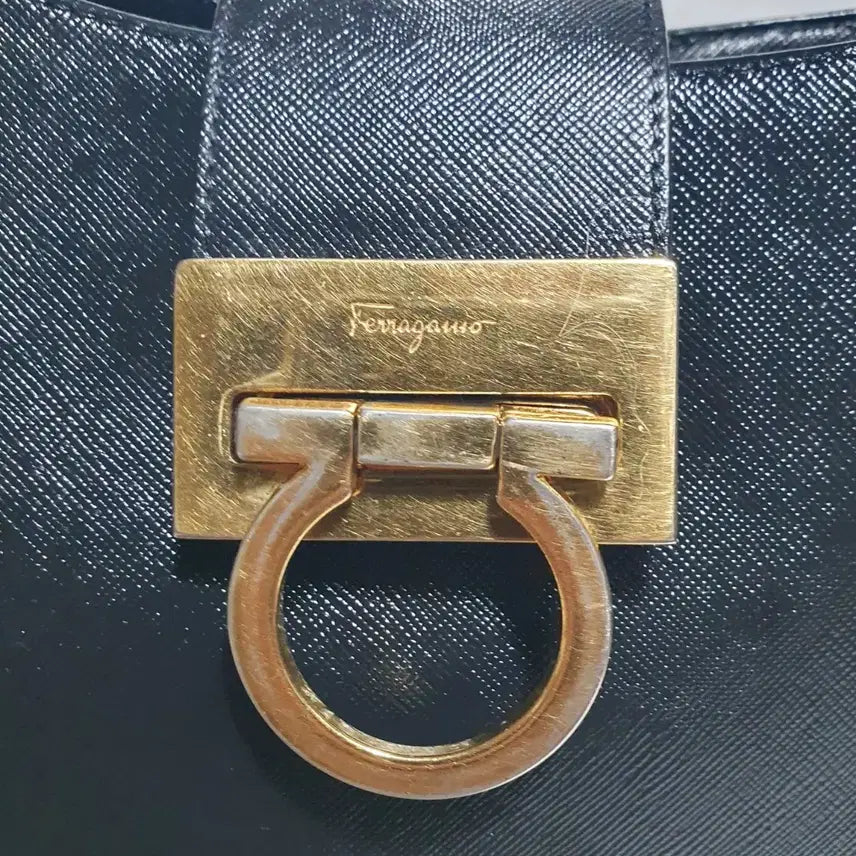 [SOLD OUT] 정품 ㅡ페라가모 ㅡ토트백