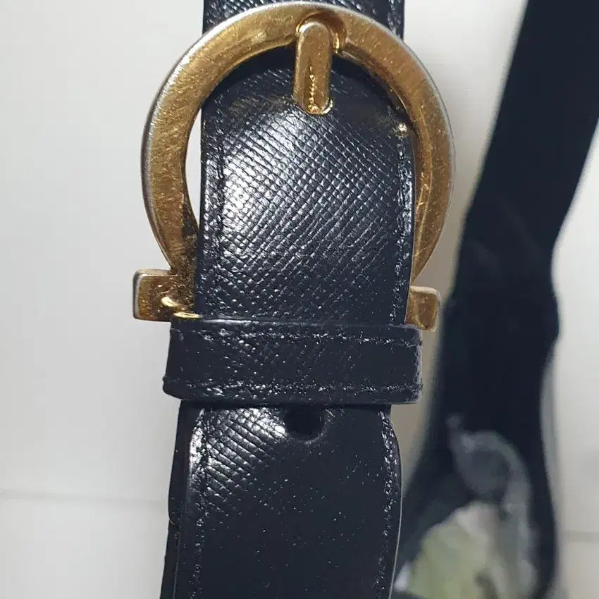 [SOLD OUT] 정품 ㅡ페라가모 ㅡ토트백