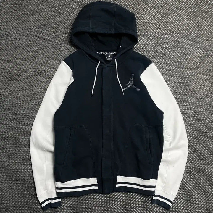 [BUNJANG] Nike Air Jordan Embroidered Logo Sweat Varsity Hood Jacket / 나이키 에어조던 자수로고 스웻 바시티 후드 자켓o 5247