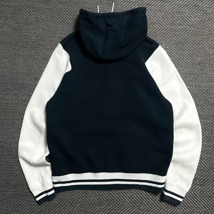 [BUNJANG] Nike Air Jordan Embroidered Logo Sweat Varsity Hood Jacket / 나이키 에어조던 자수로고 스웻 바시티 후드 자켓o 5247