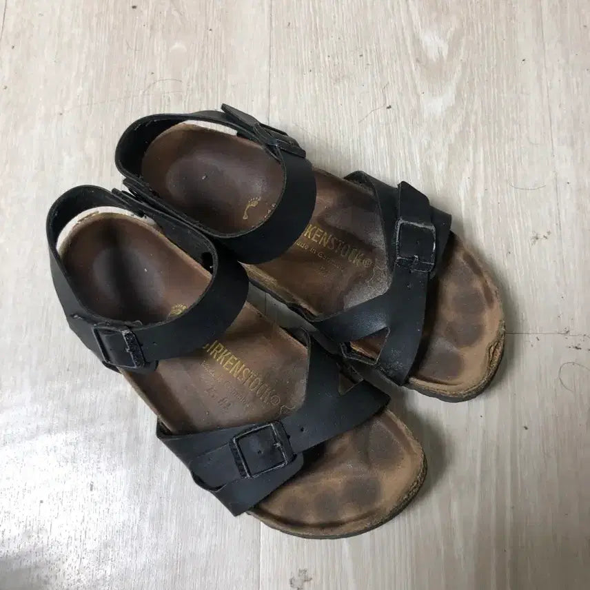 [SOLD OUT] 버켄스탁 샌들 슬리퍼 240 사이즈