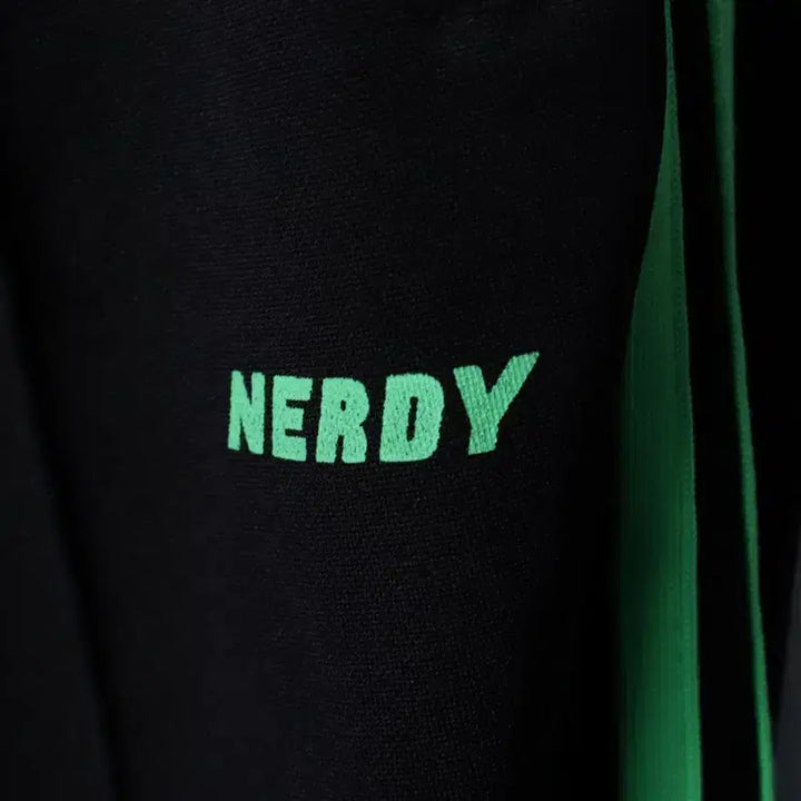 [BUNJANG] Nerdy Training Pants 7-part Black/Green / (M-L) 널디 트레이닝복 바지 7부 블랙 그린 올드스쿨-253D