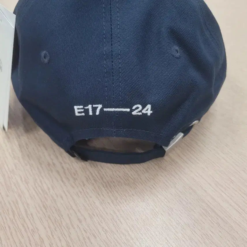 [BUNJANG] Emis Navy Ball Cap / 이미스 볼캡 모자 네이비