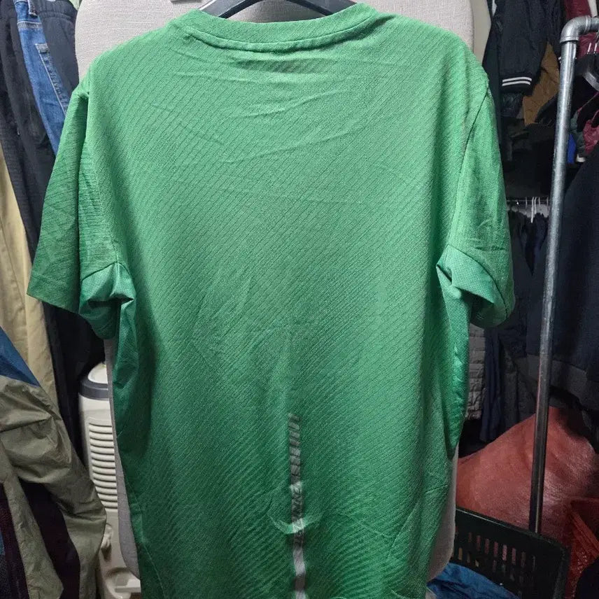 [BUNJANG] Dynafit Green Short Sleeve T-shirt / Dynafit 다이나핏 그린 반팔 티셔츠