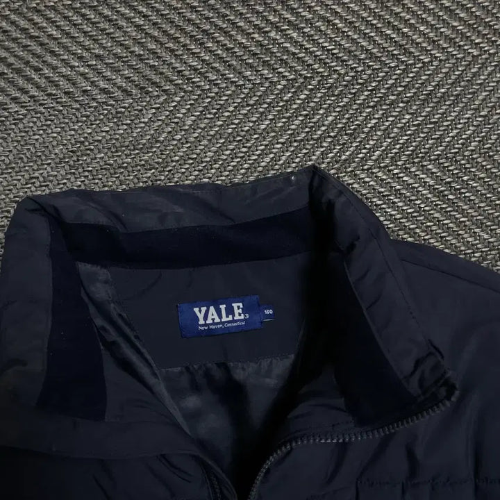 [BUNJANG] YALE Logo Basic Puffer Jacket / YALE 예일 로고 베이직 푸퍼 패딩o 5253