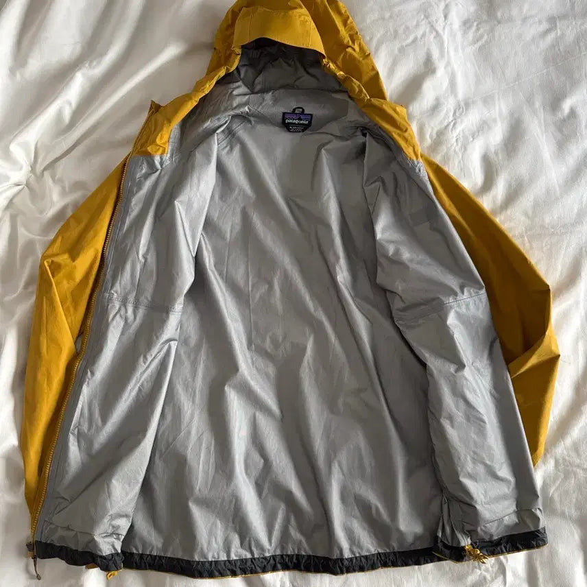 [SOLD OUT] [XL] 파타고니아 토렌쉘 벅윗 골드
