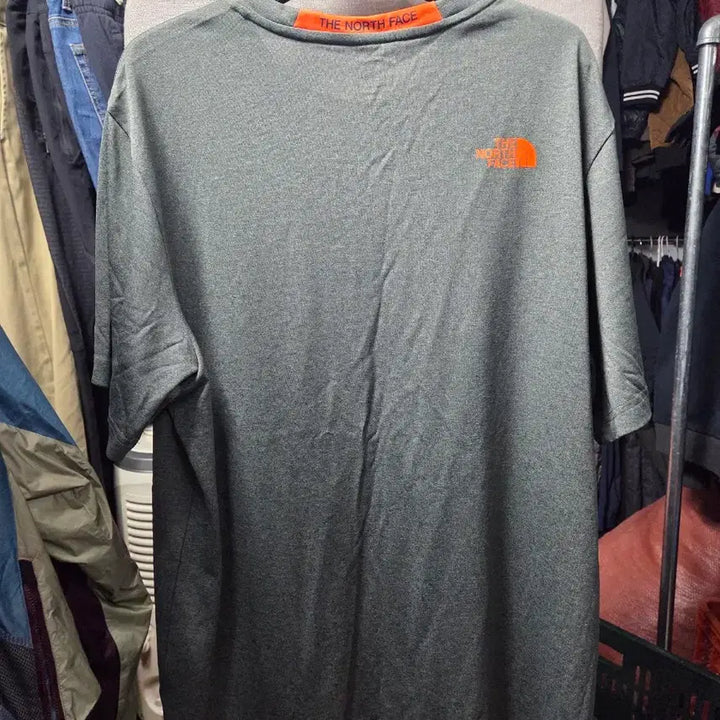 [SOLD OUT] 노스페이스 기능성 반팔 티셔츠 회색