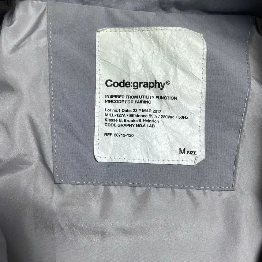 [BUNJANG] Code:Graphy Spell Logo Utility Windbreaker / 코드그라피 스펠로고 유틸리티 바람막이o 5255