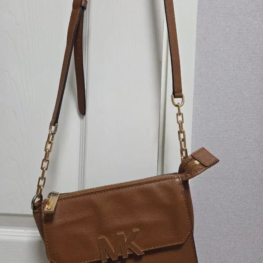 [BUNJANG] Michael Kors Chain Mini Shoulder Bag / 마이클코어스 체인 미니 숄더백 크로스백