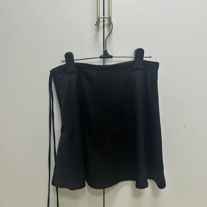 [BUNJANG] The We Series Flare Skirt S Size / 더위시리즈 플레어스커트 S