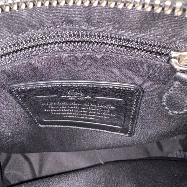 [BUNJANG] Leather Crossbody Bag (Unused) / 가죽 크로스백 미사용