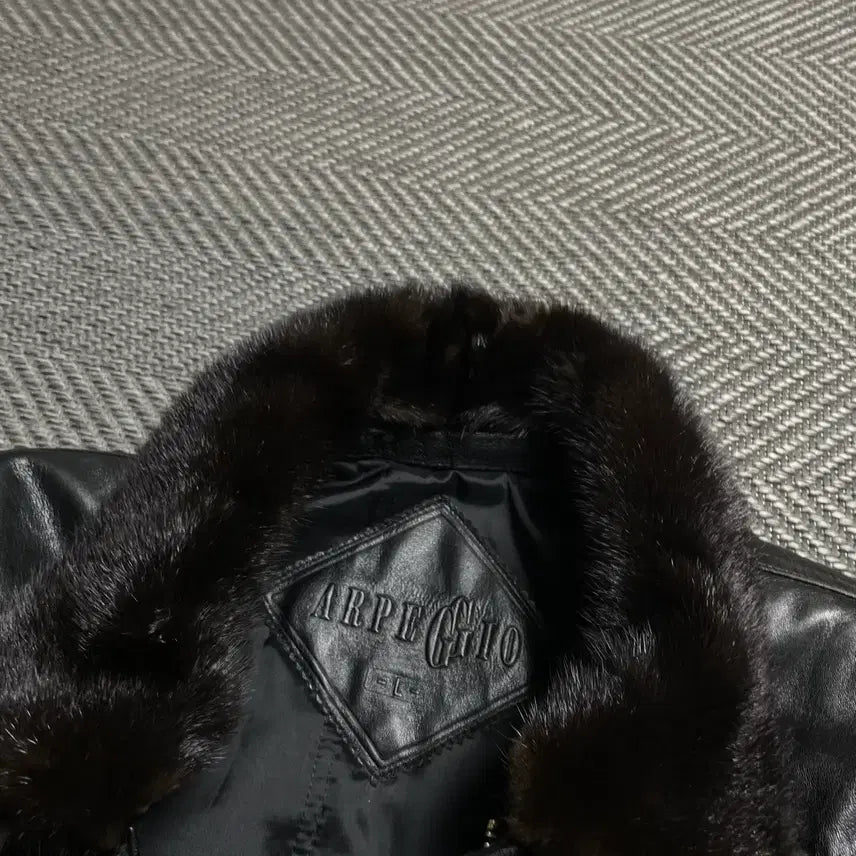 [BUNJANG] Arpeggio Lambskin Fur Mustang Leather Jacket / Arpeggio 아카이브 램스킨 퍼 무스탕 가죽자켓o 5256