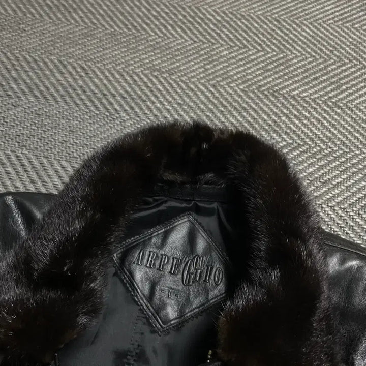 [BUNJANG] Arpeggio Lambskin Fur Mustang Leather Jacket / Arpeggio 아카이브 램스킨 퍼 무스탕 가죽자켓o 5256