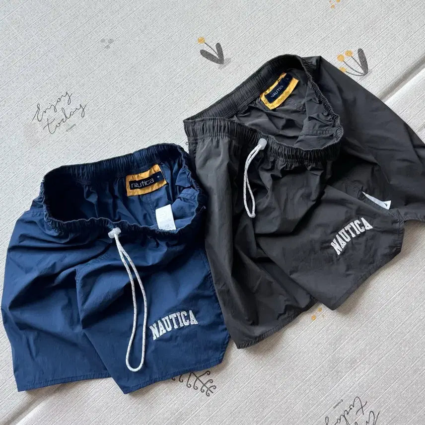 [SOLD OUT] [30~36] 노티카, 나일론 쇼트팬츠 2장 일괄