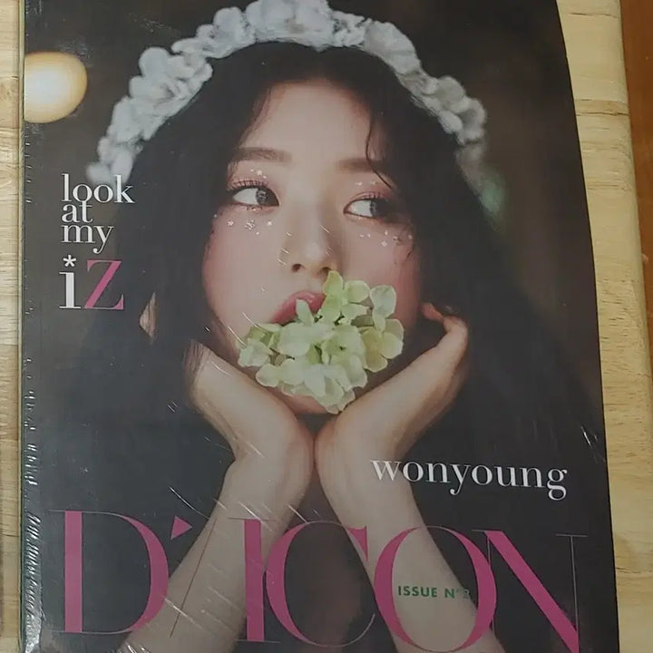 [BUNJANG] Dicon Vol.8 Jang Wonyoung Sealed / 디아이콘 vol.8 아이즈원 원영 미개봉