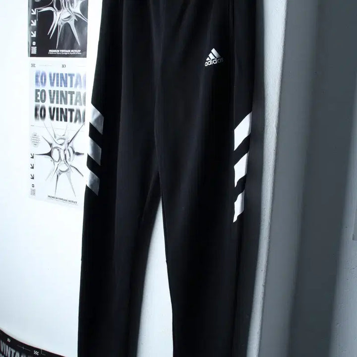 [BUNJANG] Adidas Training Pants Leggings Black Old School / W(S) 아디다스 트레이닝복 바지 레깅스 블랙 올드스쿨-254A