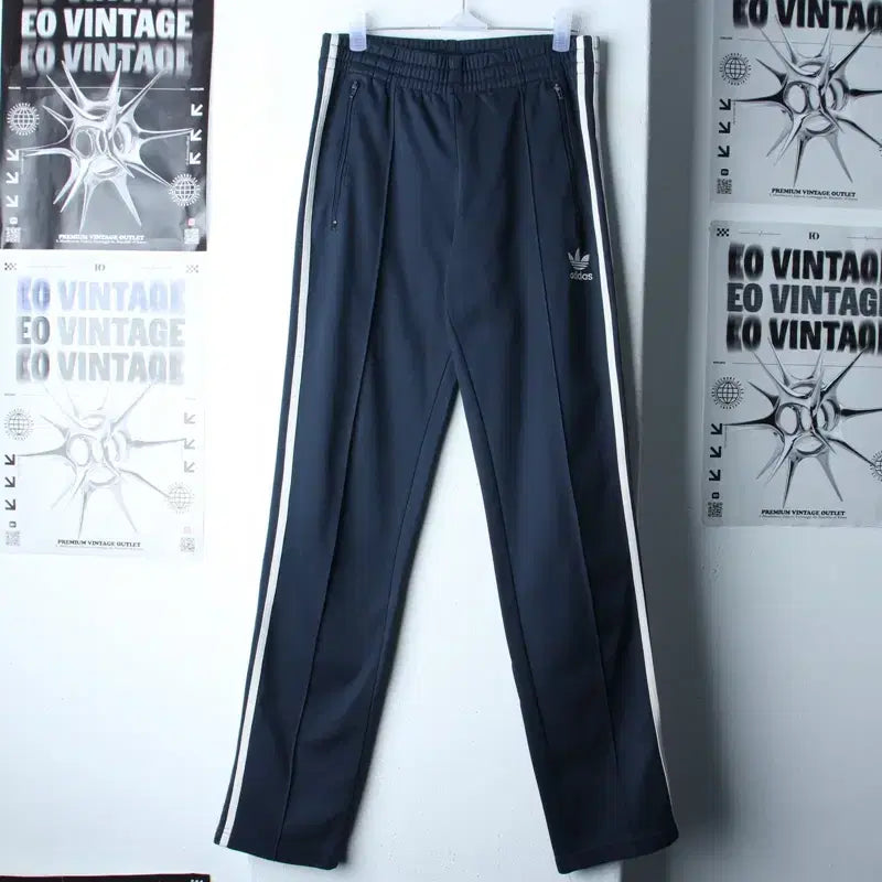 [BUNJANG] Adidas Europa Navy Training Pants / (S-M) 아디다스 트레이닝복 바지 유로파 네이비 에이징-254B
